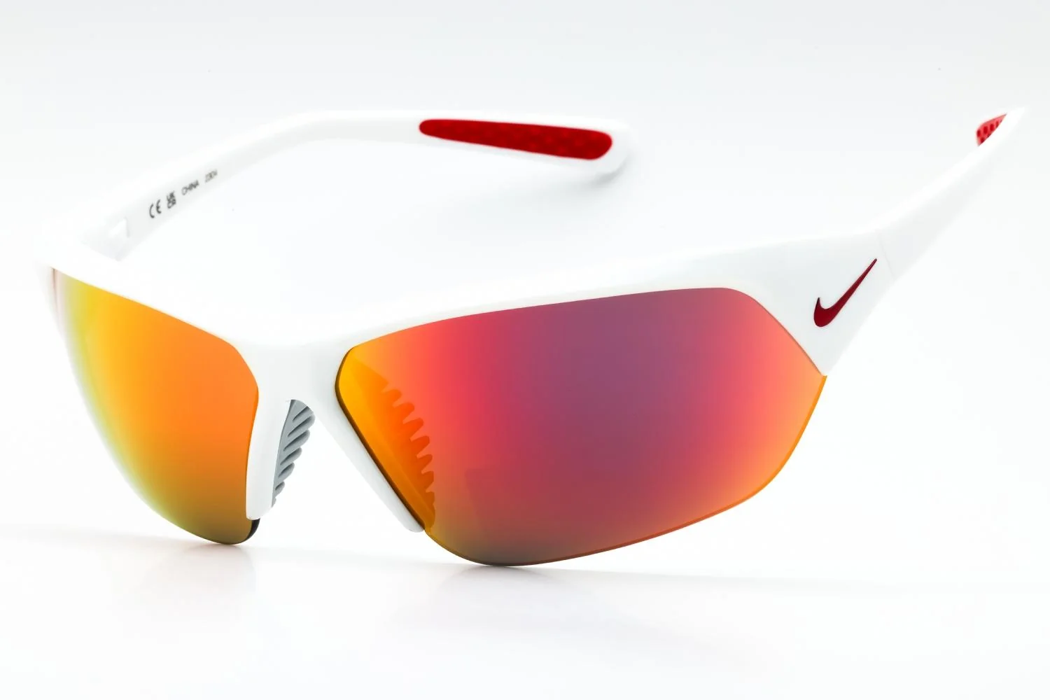 Nike NIKESKYLONACEFQ4683 Sunglasses - Image 2