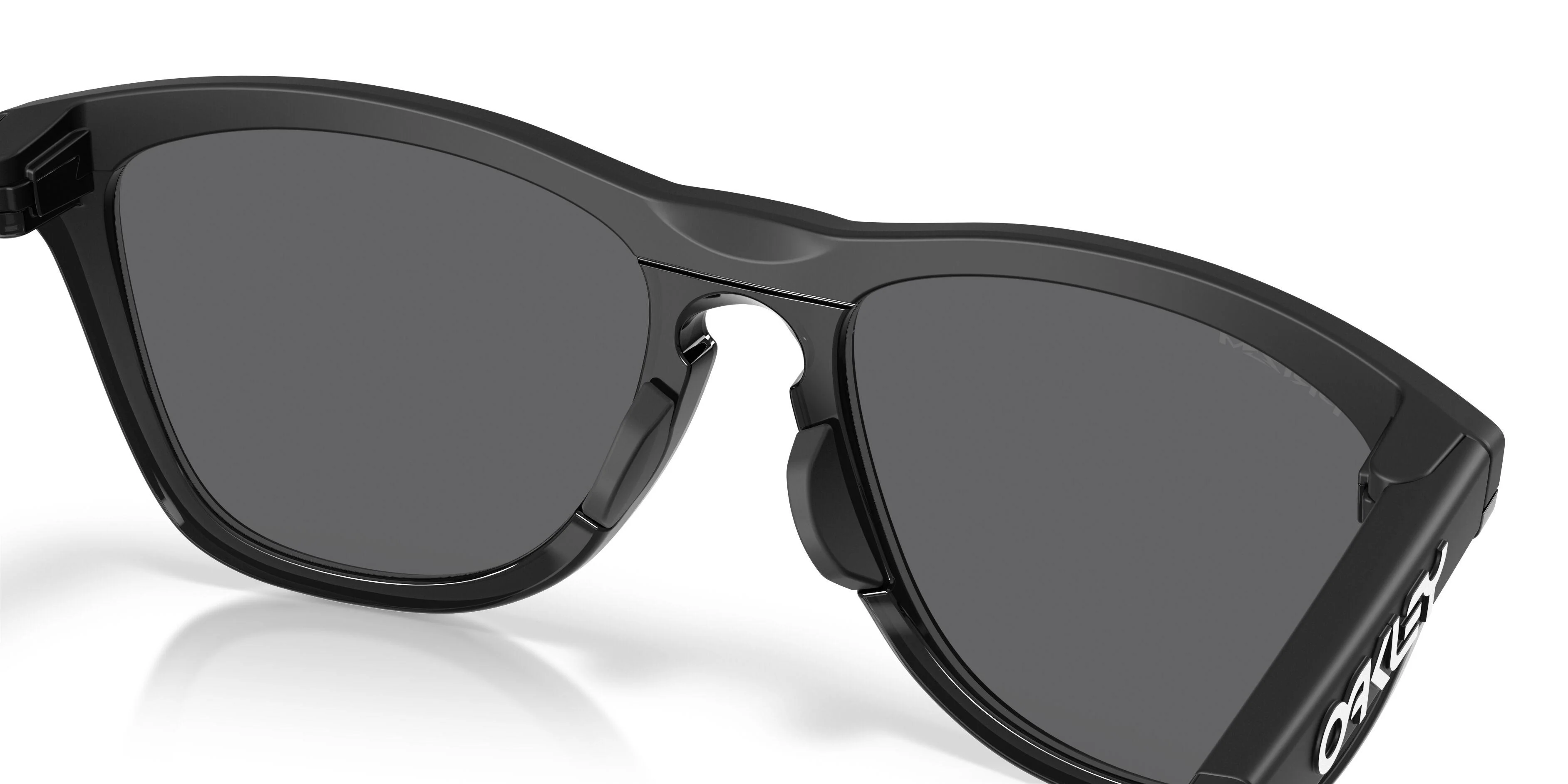Oakley Frogskins Range Xl A 9503A Sunglasses - Image 62