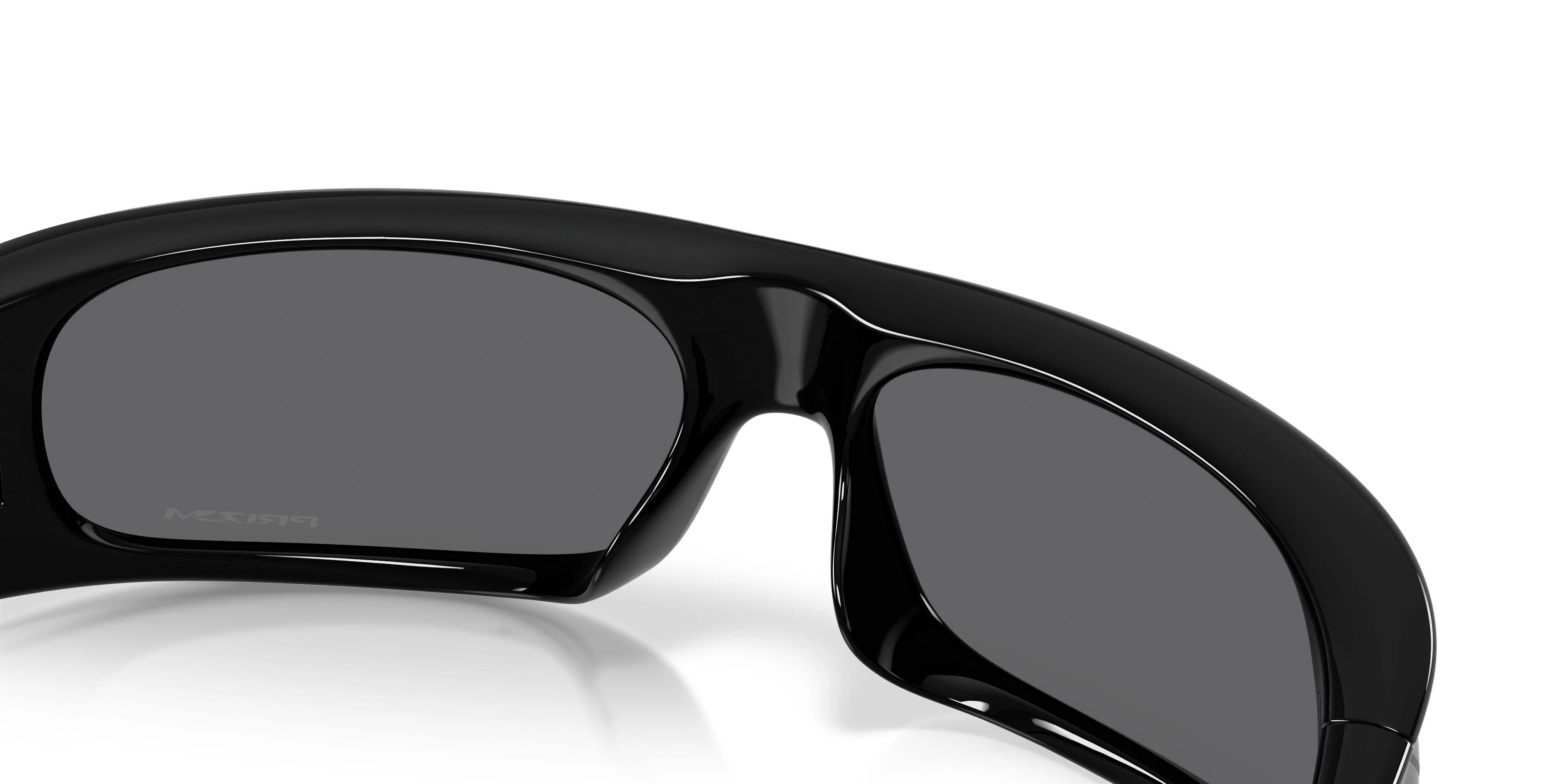 Oakley Highland 9522 Sunglasses - Image 10