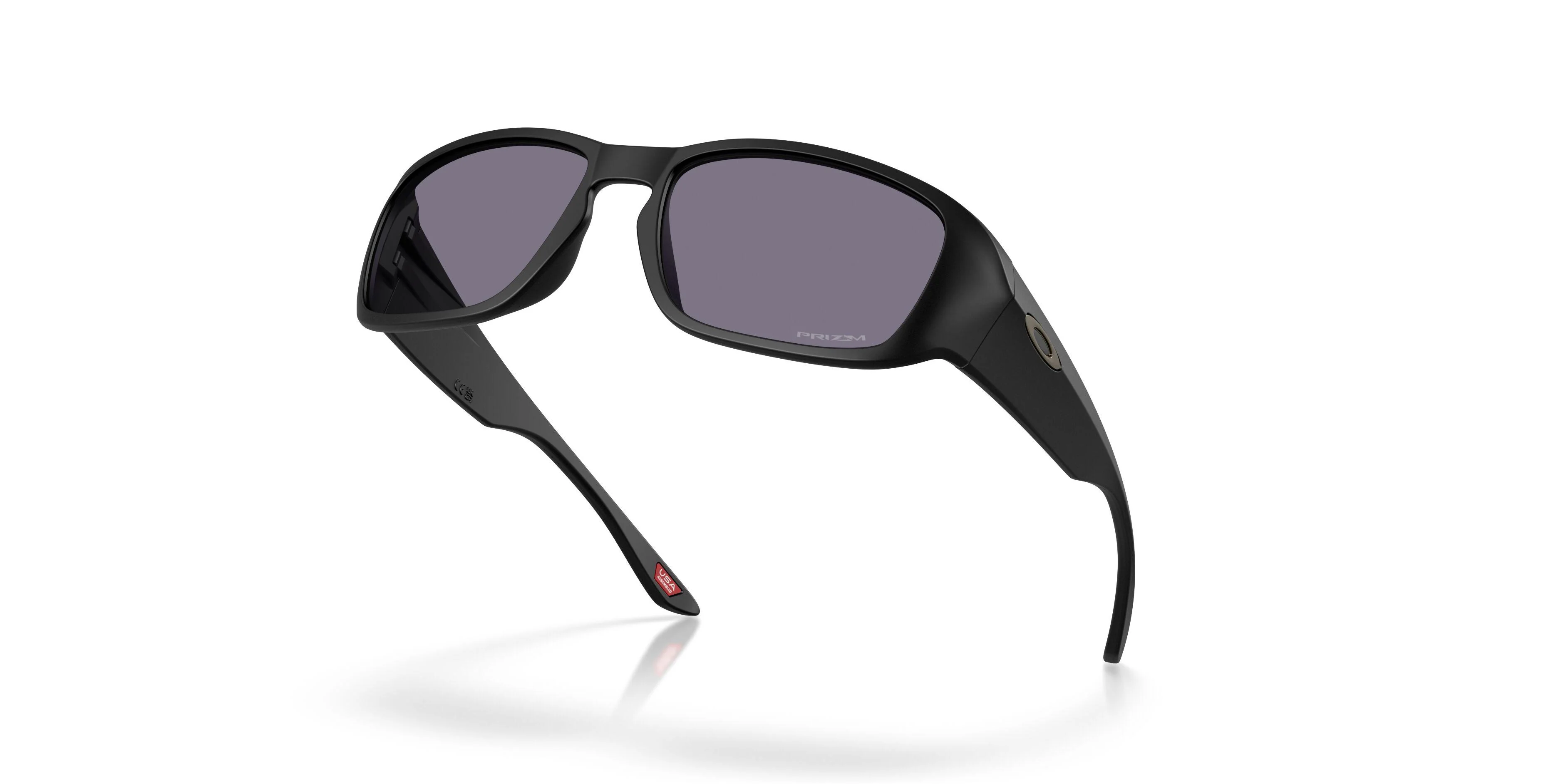 Oakley Tourniquet 9521 Sunglasses - Image 11