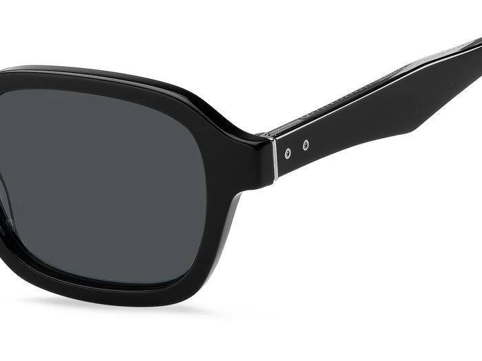 Tommy Hilfiger TH2032 Sunglasses - Image 10